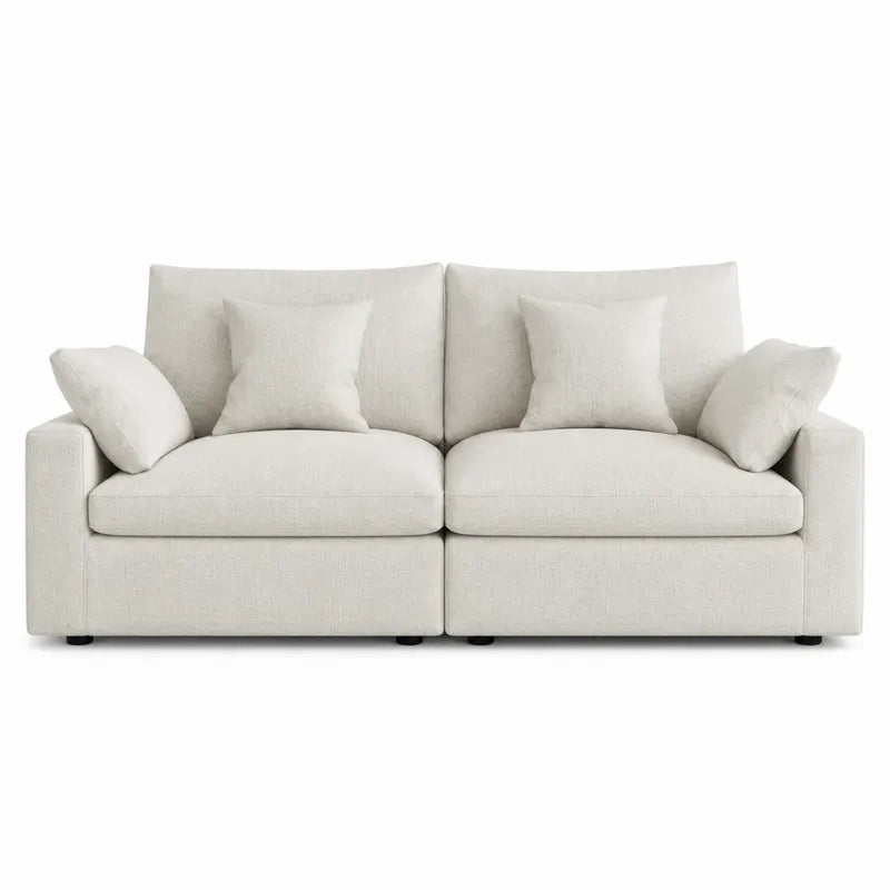 Kremowa sofa dwuosobowa z tkaniny poliestr